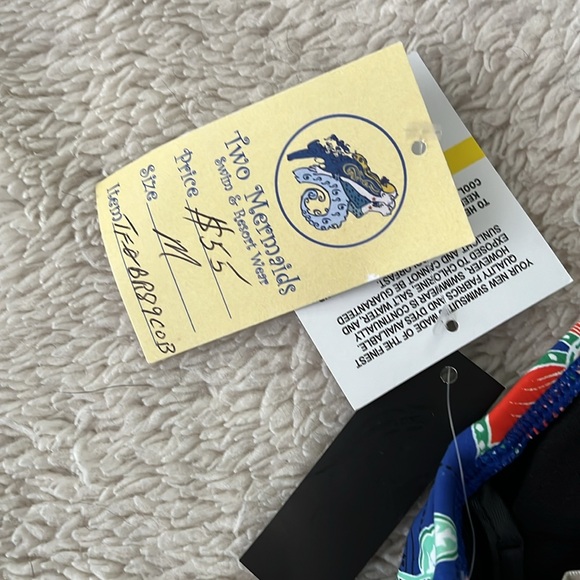 NWT TANKINI TOP WITH BUILT IN BRA - Picture 6 of 6